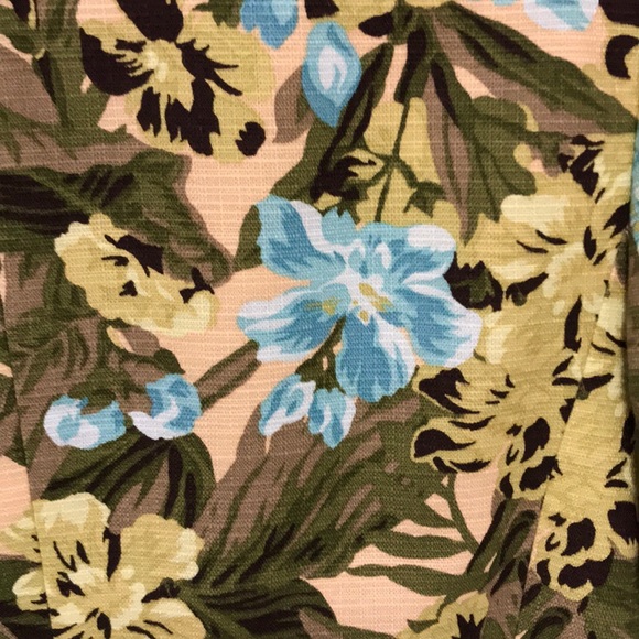 Loft Floral Blazer - Picture 9 of 16